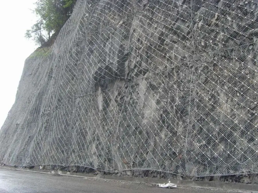 马鞍山山体护坡